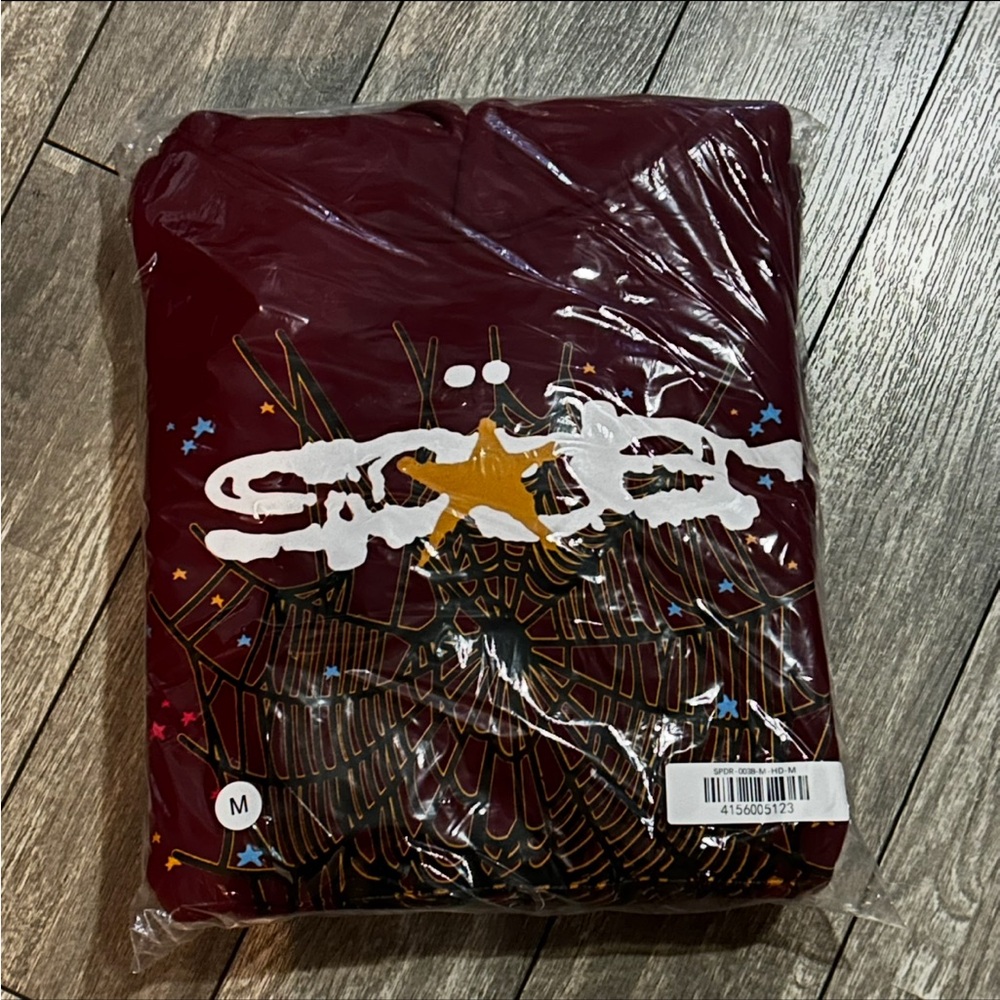 maroon hoodie, spider graphic